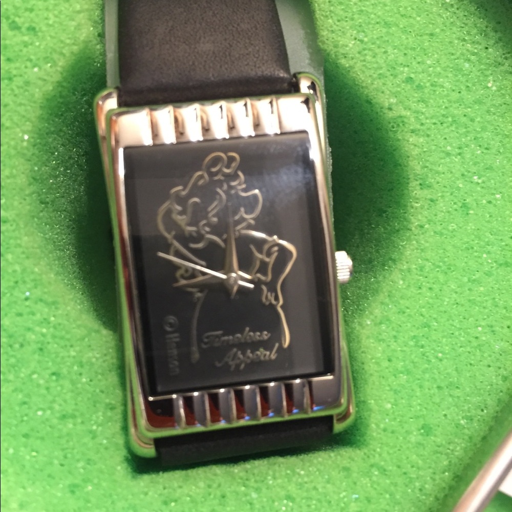 Miss Piggy Highly Collectible Watch - Jim Henson - Picture 4 of 6